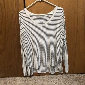 American Eagle Long Sleeve Shirt